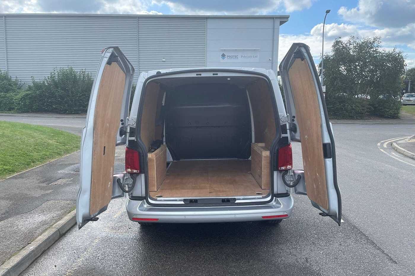 Volkswagen Transporter T30 SWB 2.0 TDI 150 Highline DSG