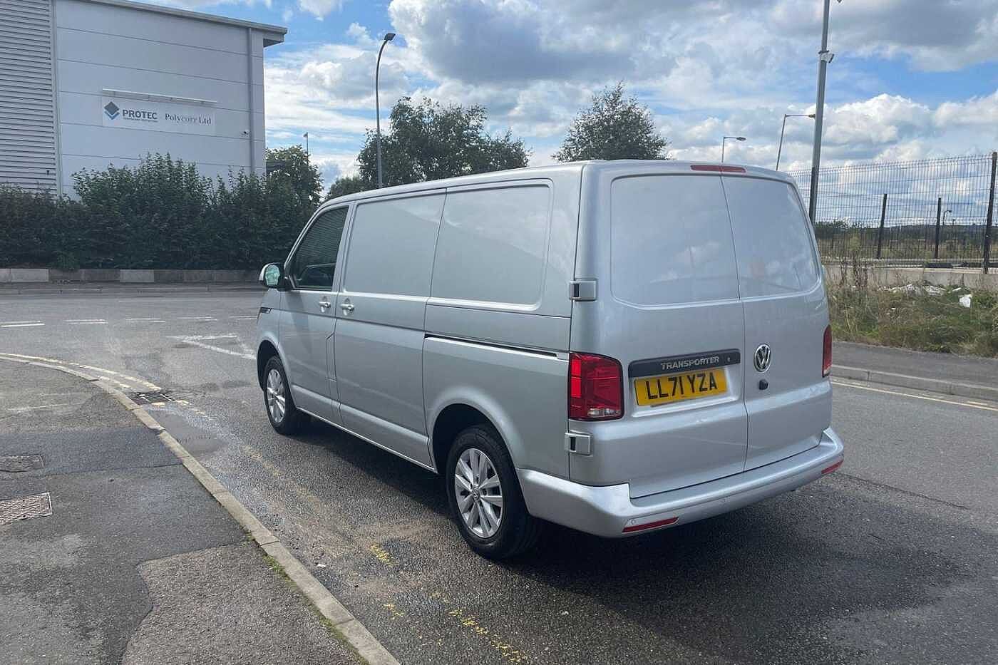 Volkswagen Transporter T30 SWB 2.0 TDI 150 Highline DSG