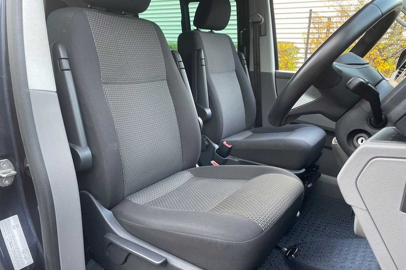 Volkswagen Transporter T32 SWB 2.0 TDI 150 Highline Kombi Van