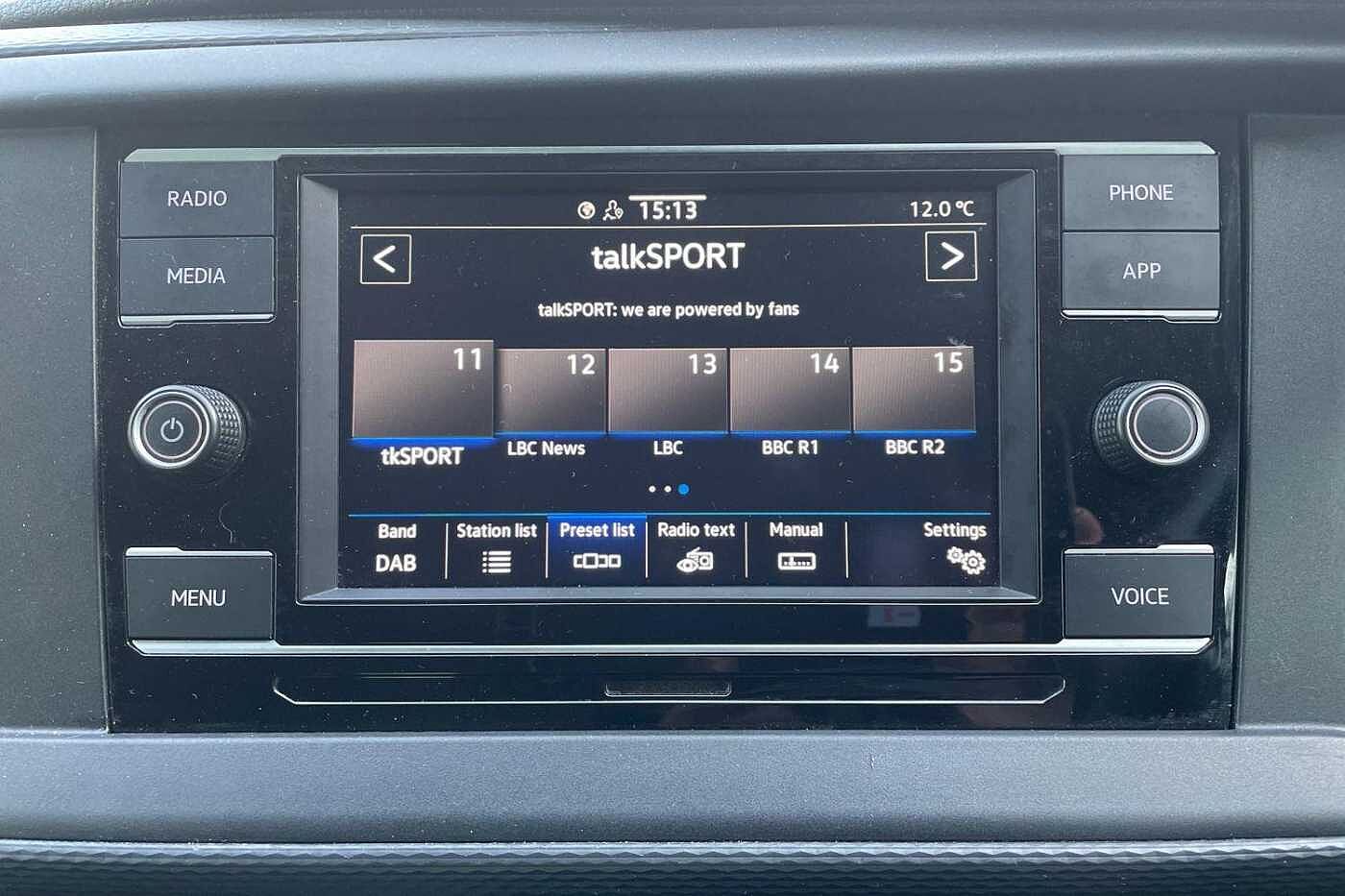 Volkswagen Transporter T32 SWB 2.0 TDI 150 Highline Kombi Van
