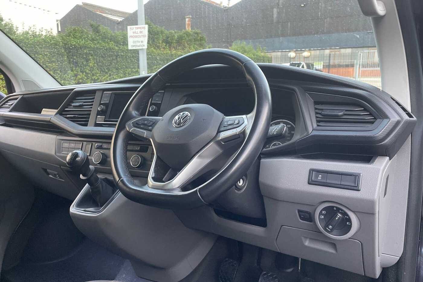 Volkswagen Transporter T32 SWB 2.0 TDI 150 Highline Kombi Van