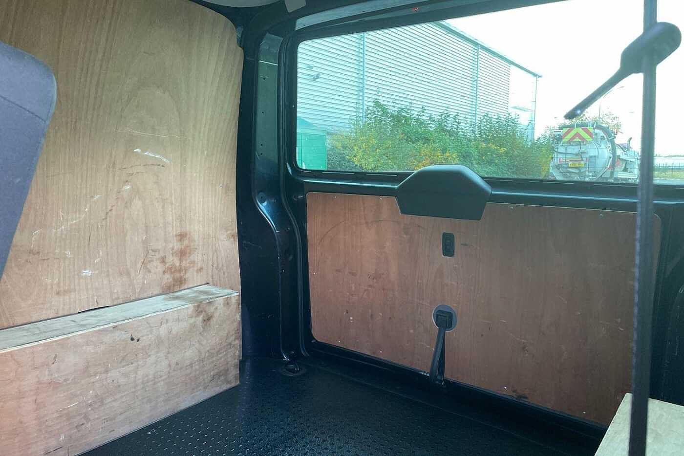 Volkswagen Transporter T32 SWB 2.0 TDI 150 Highline Kombi Van