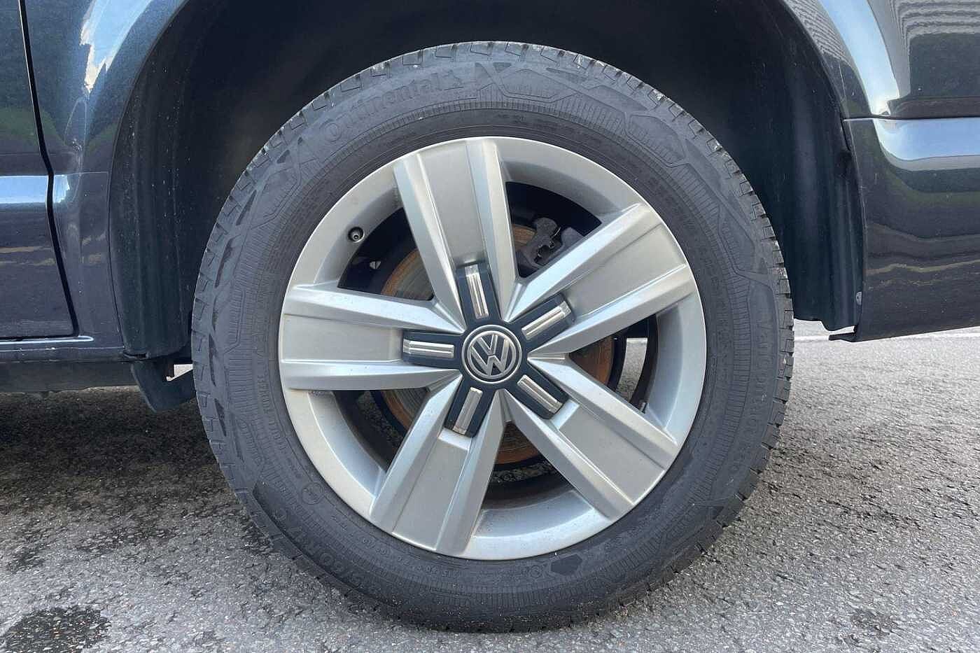 Volkswagen Transporter T32 SWB 2.0 TDI 150 Highline Kombi Van