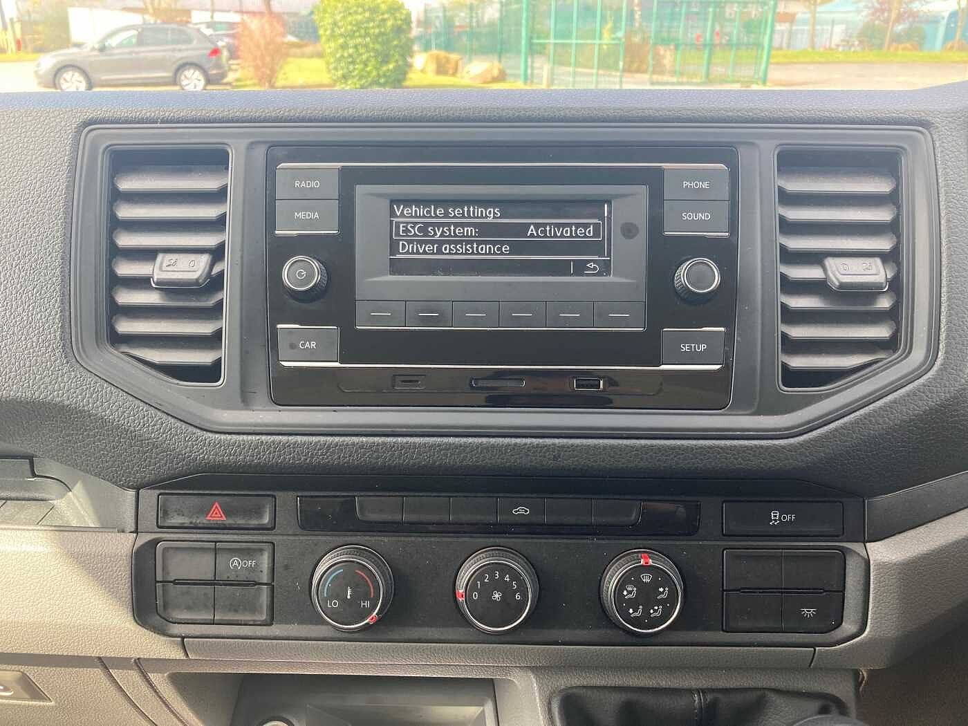 Volkswagen Crafter CR35 LWB FWD 2.0 TDI 140PS Startline ETG Tail Lift