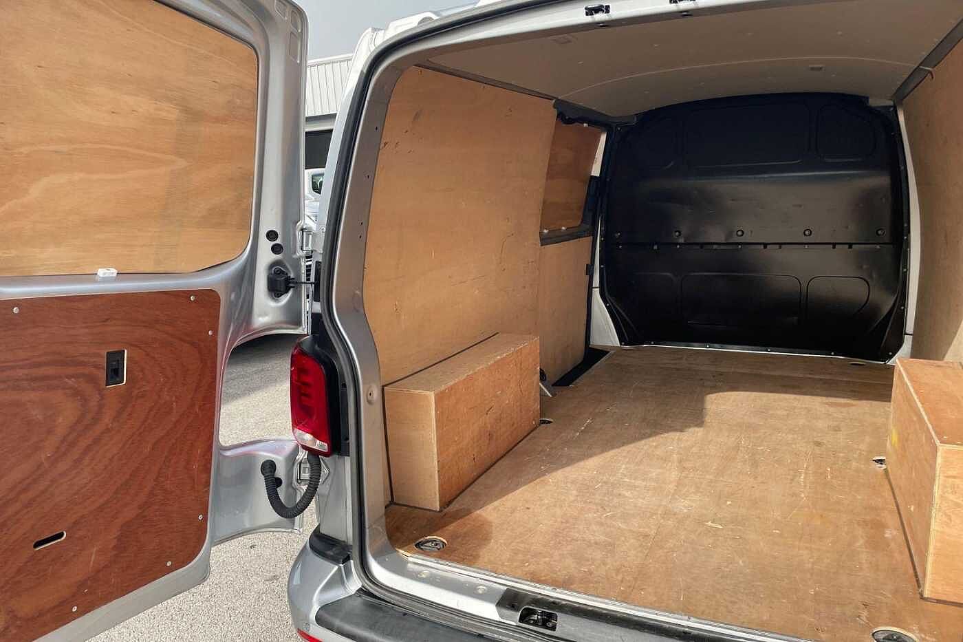Volkswagen Transporter T30 LWB 2.0 BiTDI 204 Highline DSG