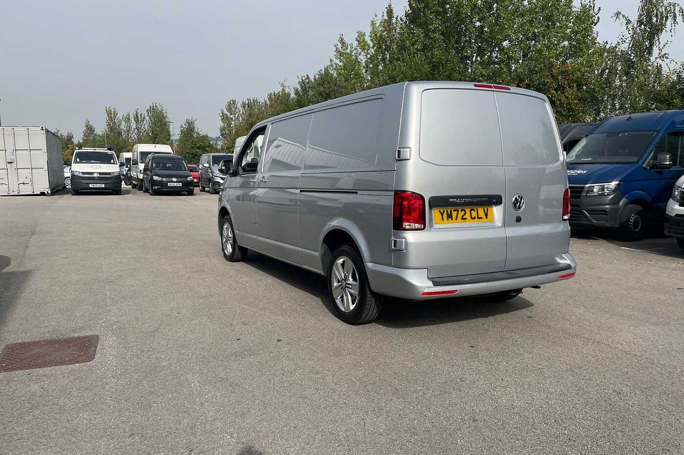 Volkswagen Transporter T30 LWB 2.0 BiTDI 204 Highline DSG