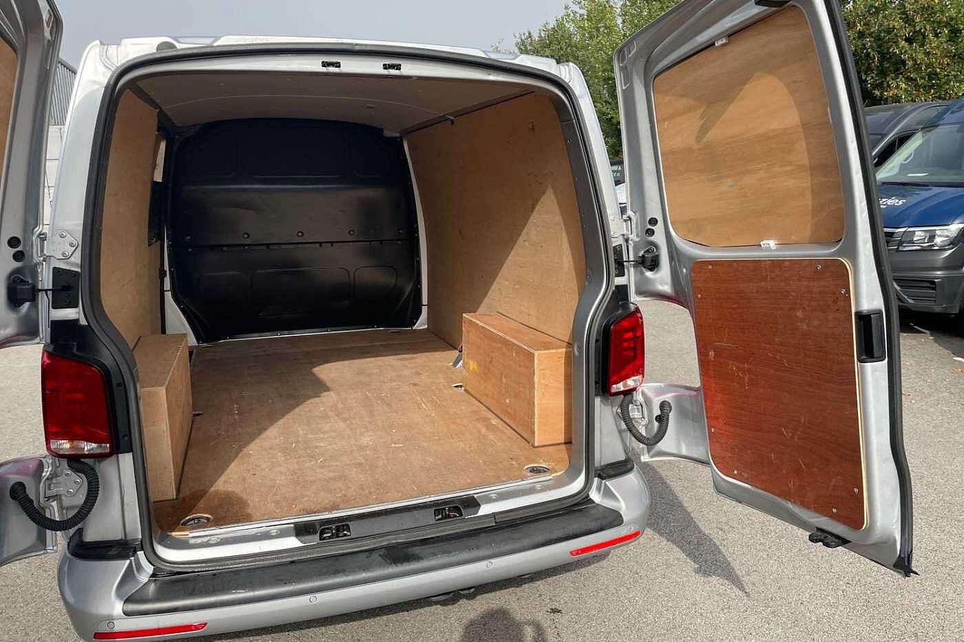Volkswagen Transporter T30 LWB 2.0 BiTDI 204 Highline DSG