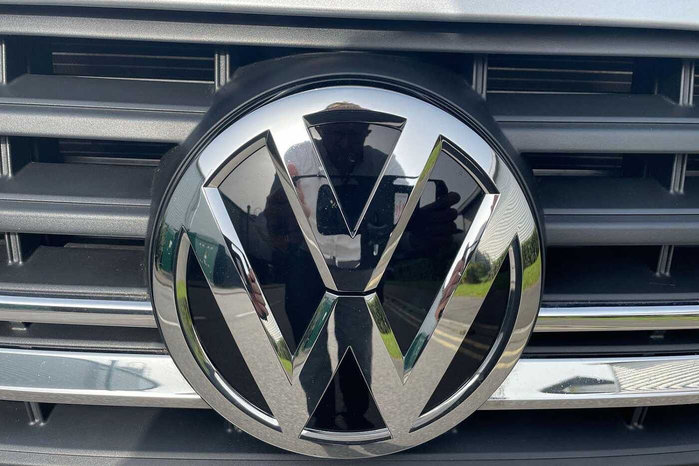 Volkswagen Transporter T30 LWB 2.0 BiTDI 204 Highline DSG