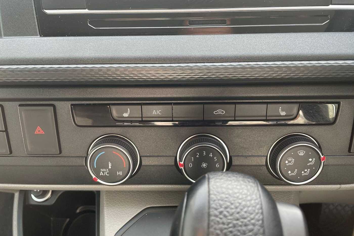 Volkswagen Transporter T30 LWB 2.0 BiTDI 204 Highline DSG