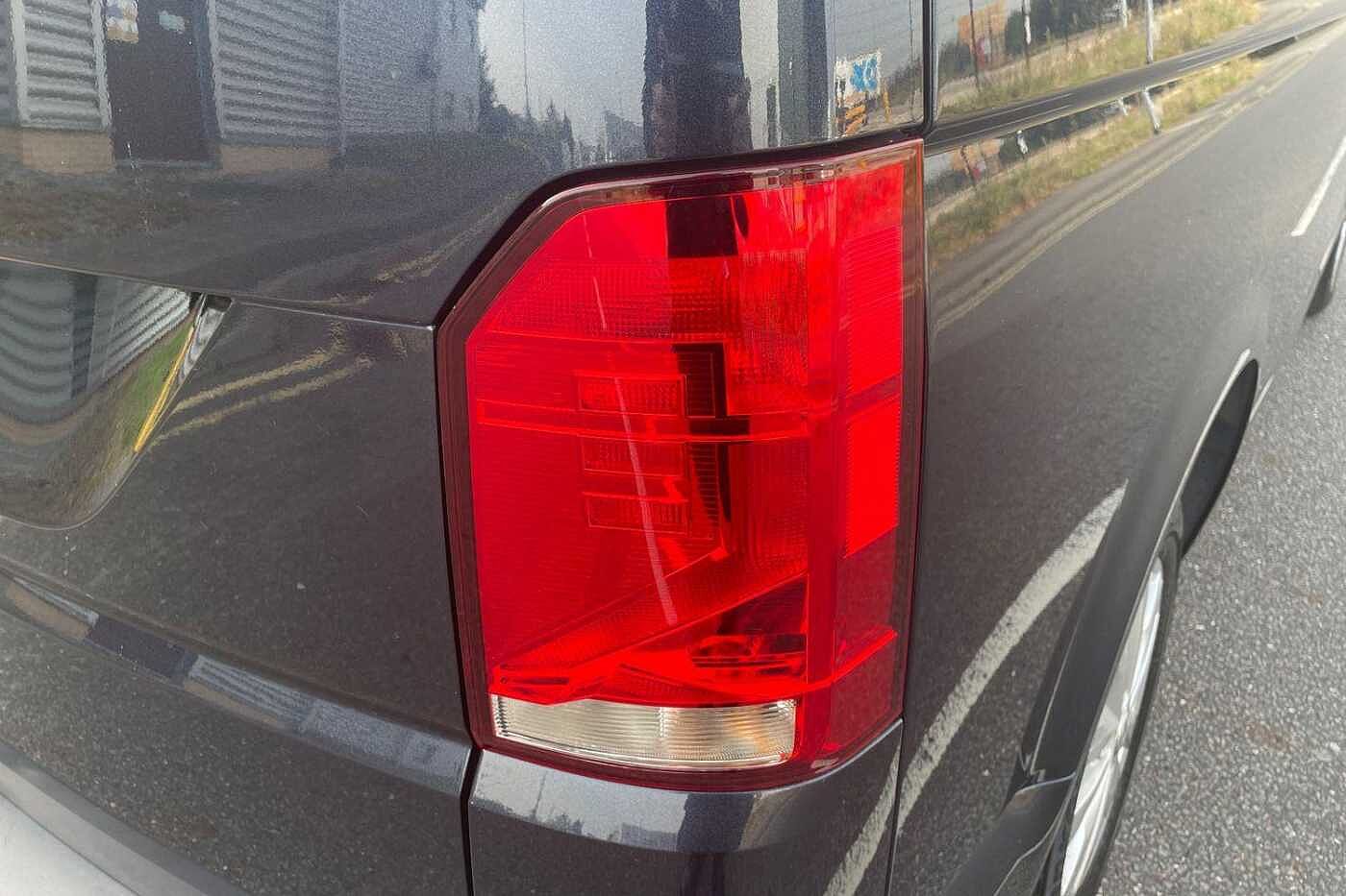 Volkswagen Transporter T30 SWB 2.0 TDI 150 Highline