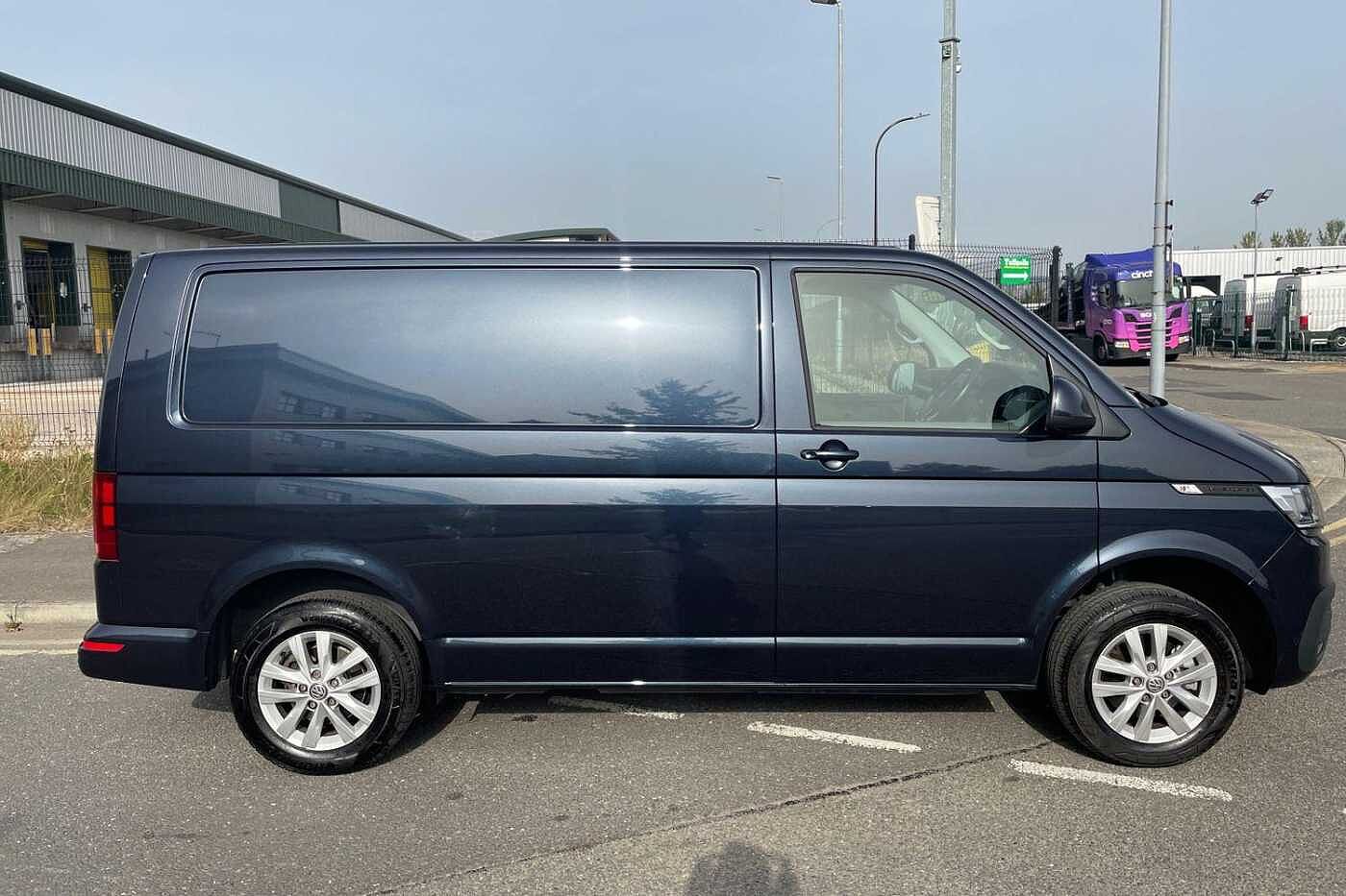 Volkswagen Transporter T30 SWB 2.0 TDI 150 Highline