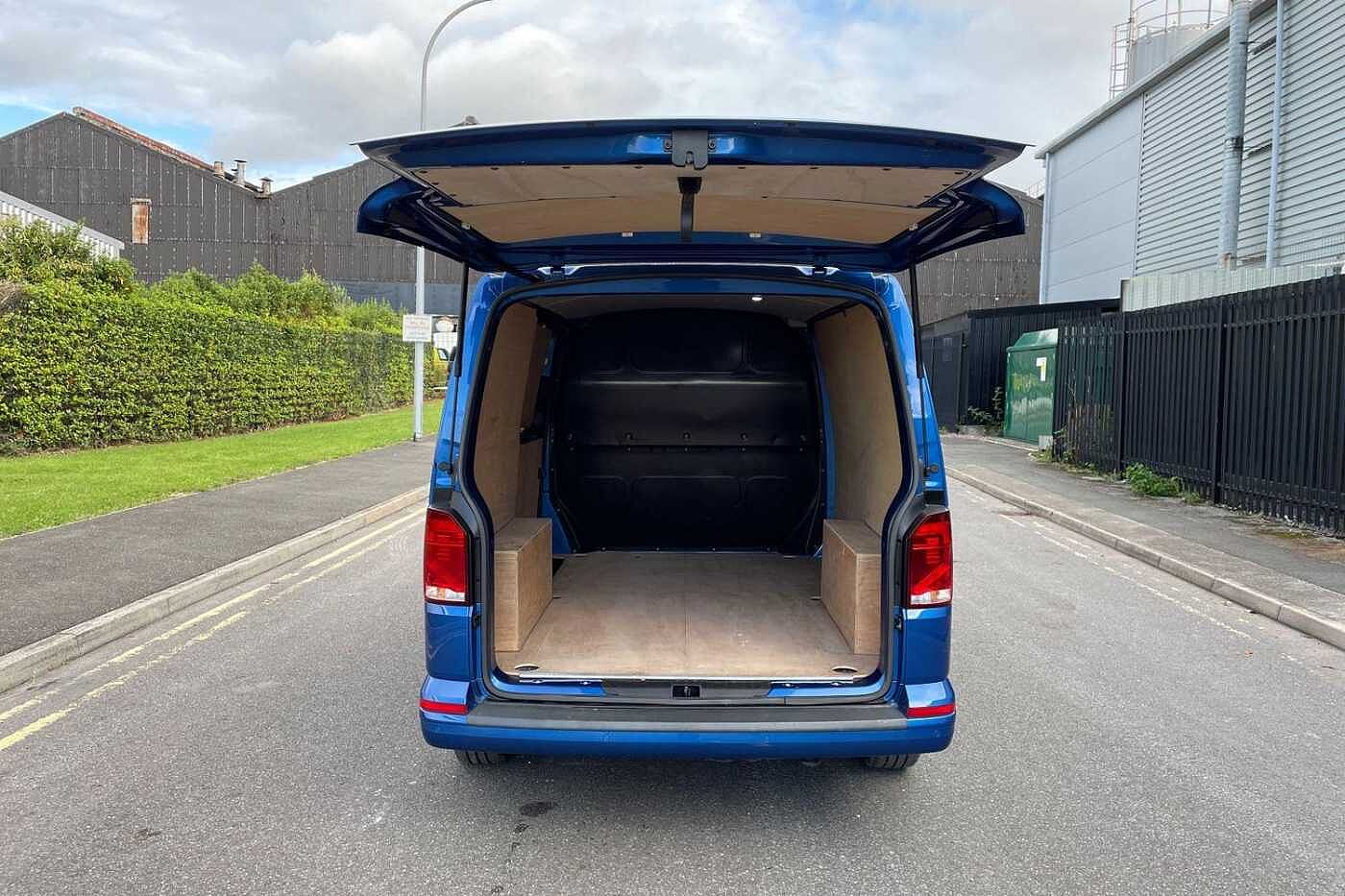 Volkswagen Transporter T28 SWB 2.0 TDI 110 Highline