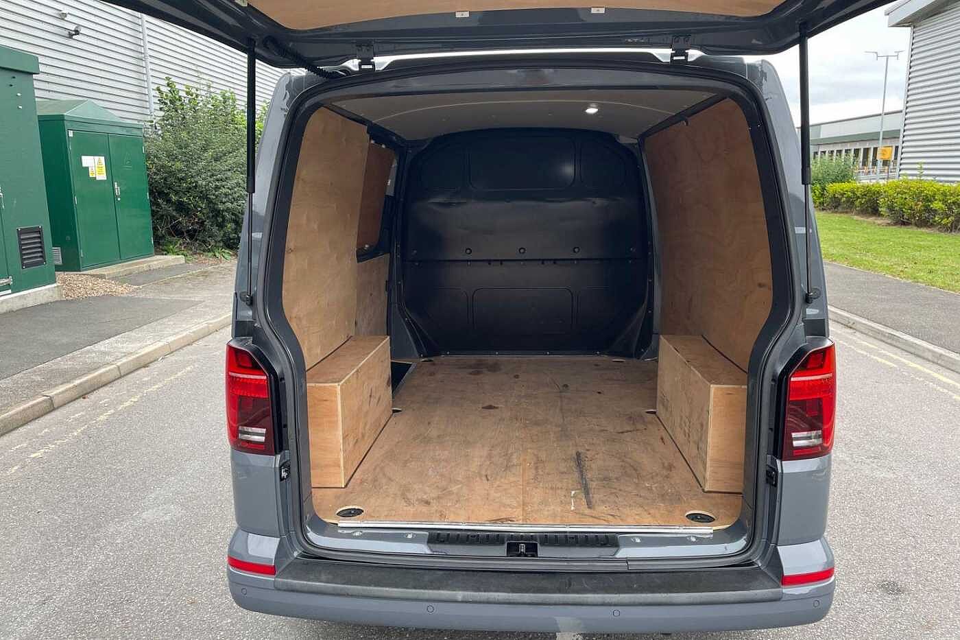 Volkswagen Transporter T28 SWB 2.0 TDI 150 Highline DSG
