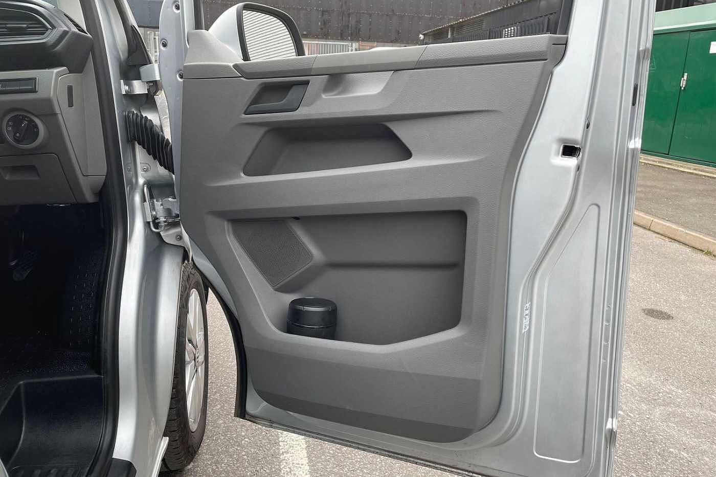 Volkswagen Transporter T32 SWB 2.0 BiTDI 204 Highline DSG