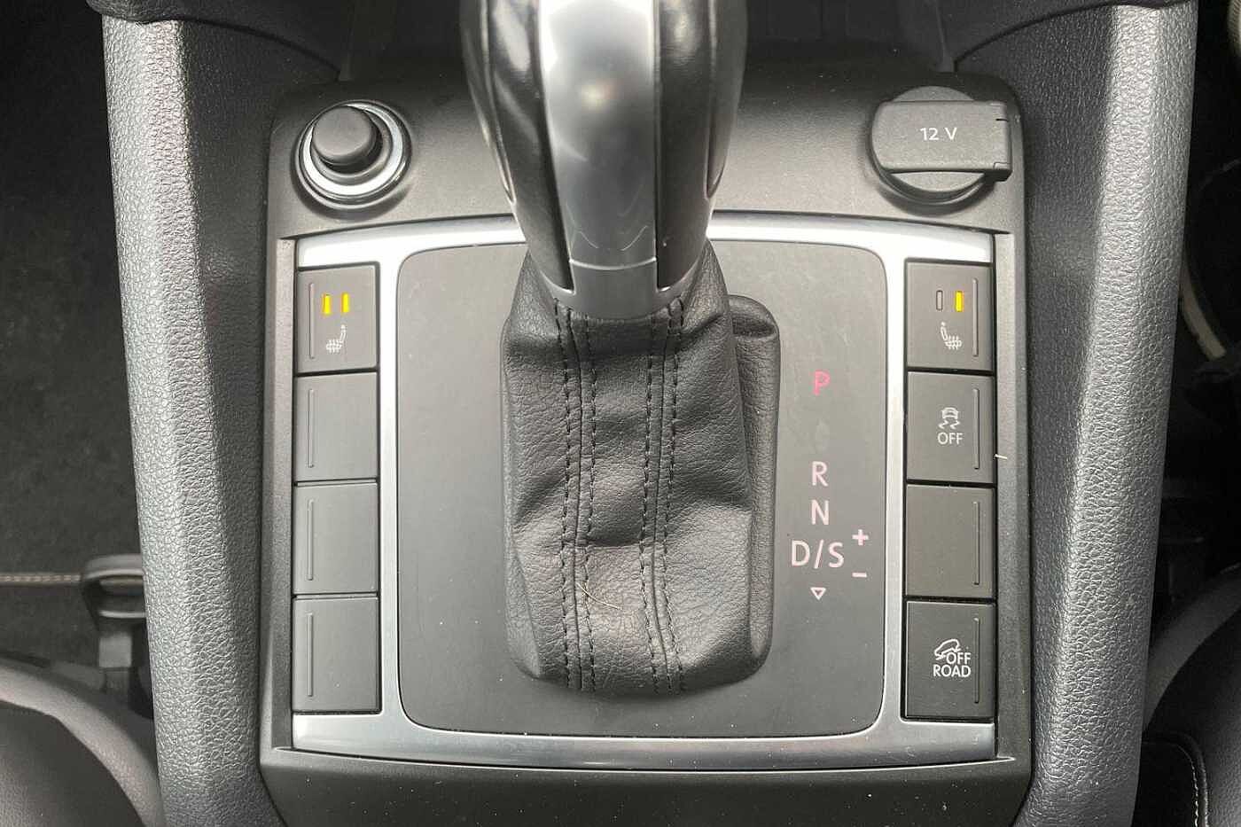 Volkswagen Amarok A33 SPECIAL EDITIONS D/Cab Pick Up Dark Label 3.0 V6 TDI 204 BMT4M Auto