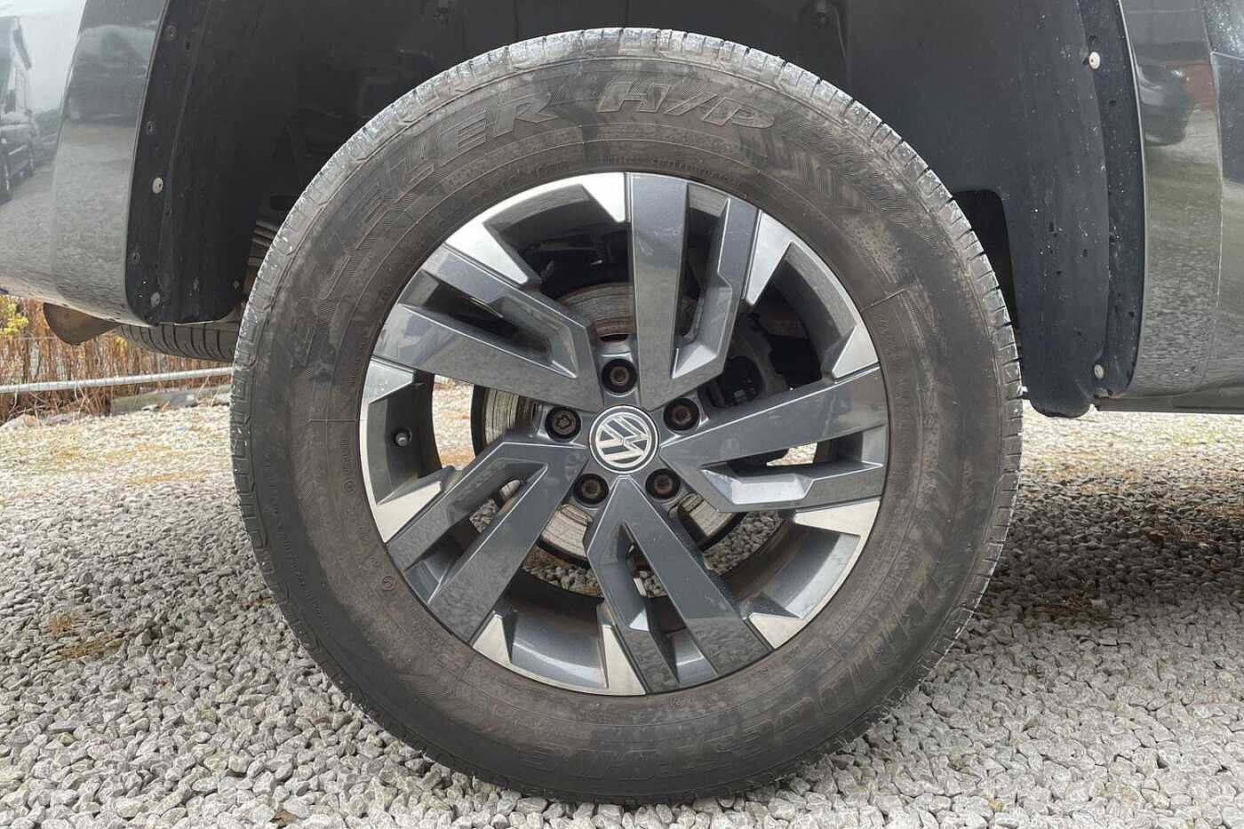 Volkswagen Amarok A33 SPECIAL EDITIONS D/Cab Pick Up Dark Label 3.0 V6 TDI 204 BMT4M Auto