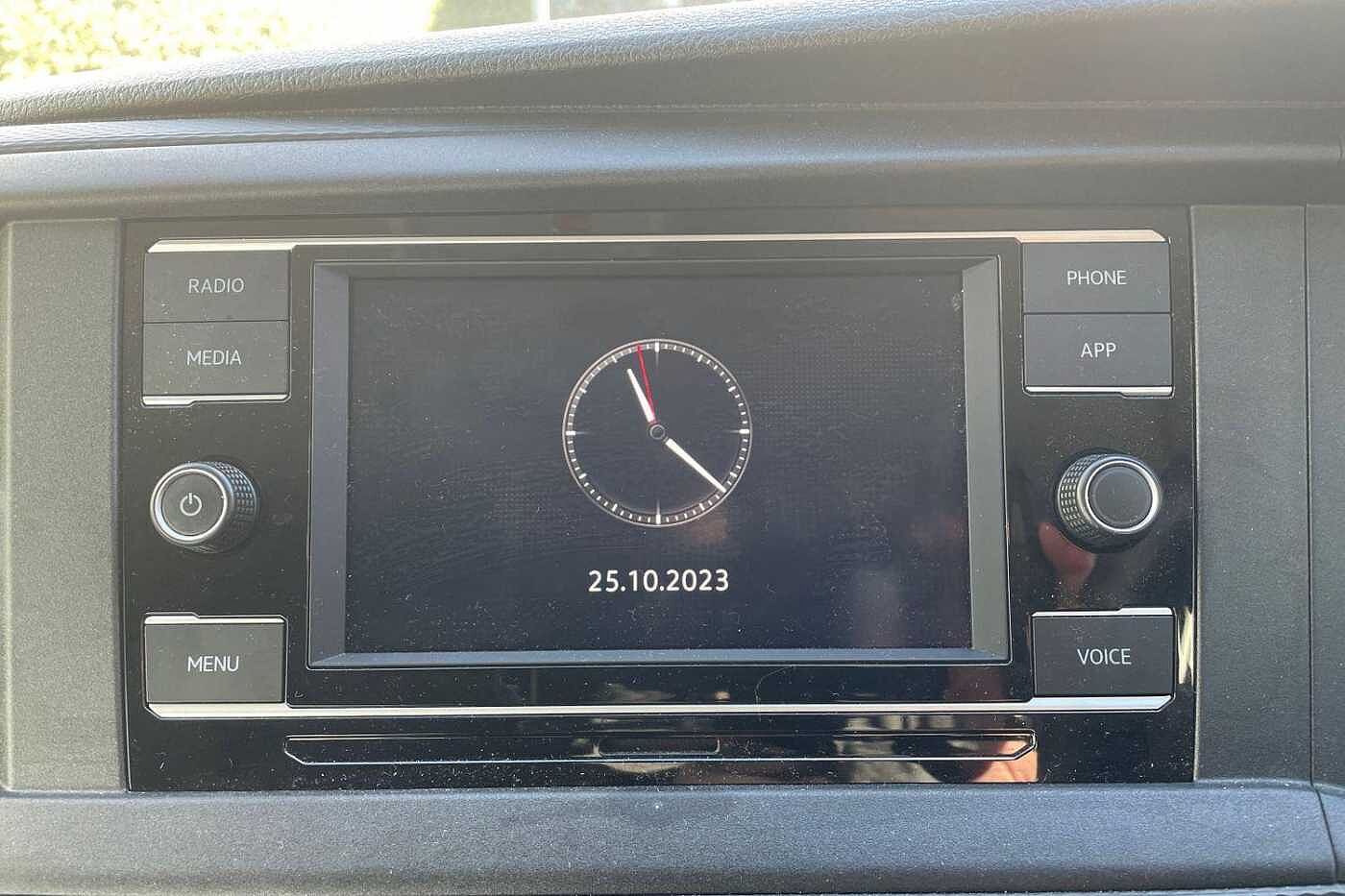 Volkswagen Transporter T30 SWB 2.0 TDI 110 Highline Kombi Van