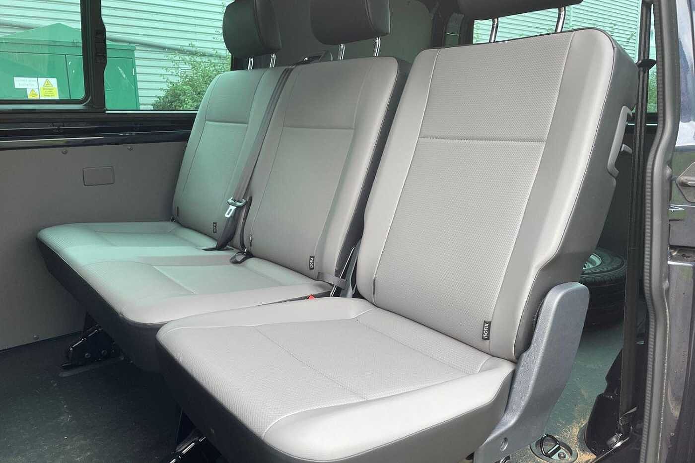 Volkswagen Transporter T30 SWB 2.0 TDI 110 Highline Kombi Van