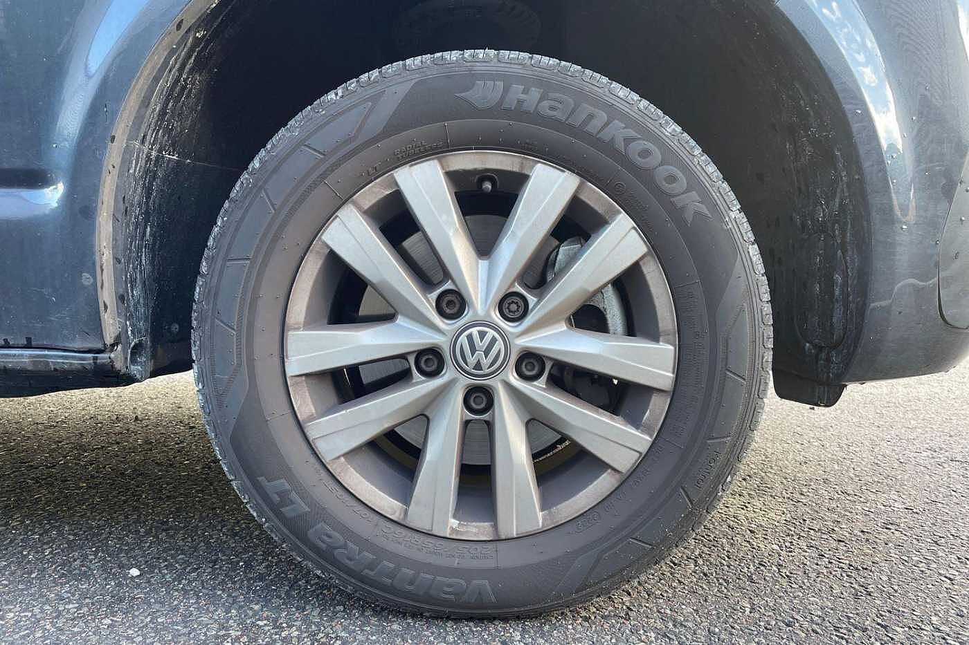 Volkswagen Transporter T30 SWB 2.0 TDI 110 Highline Kombi Van