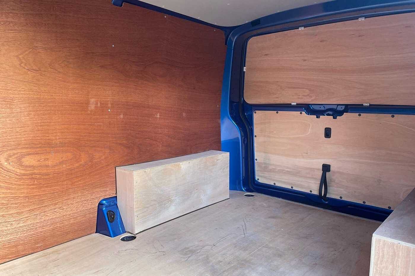 Volkswagen Transporter T28 SWB 2.0 TDI 150 Highline DSG