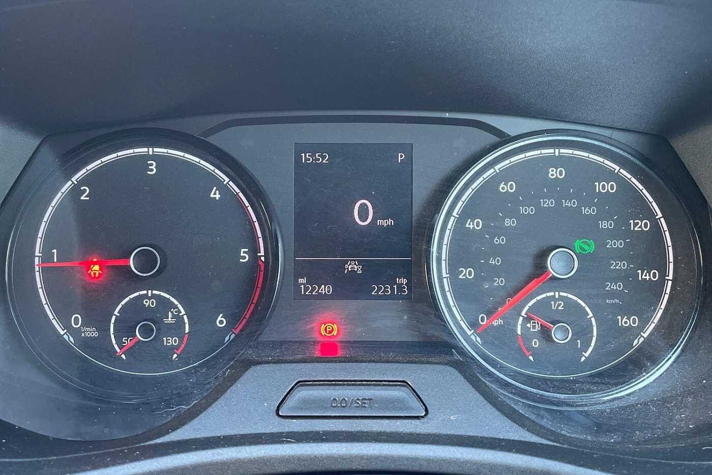 Volkswagen Transporter 2.0 TDI T32 Highline Panel Van 5dr Diesel DSG FWD LWB Euro 6 (s/s) (150 ps)