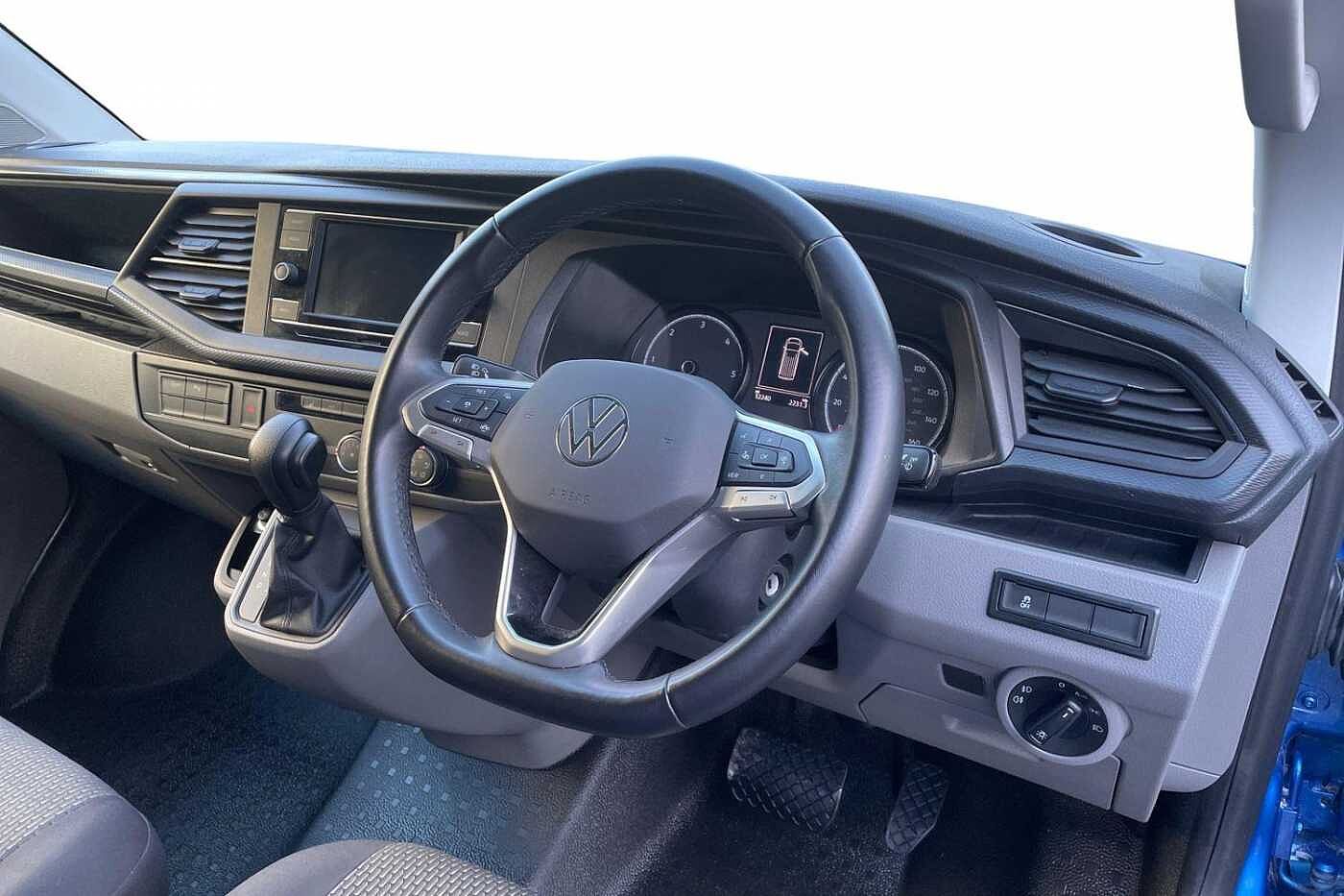 Volkswagen Transporter 2.0 TDI T32 Highline Panel Van 5dr Diesel DSG FWD LWB Euro 6 (s/s) (150 ps)