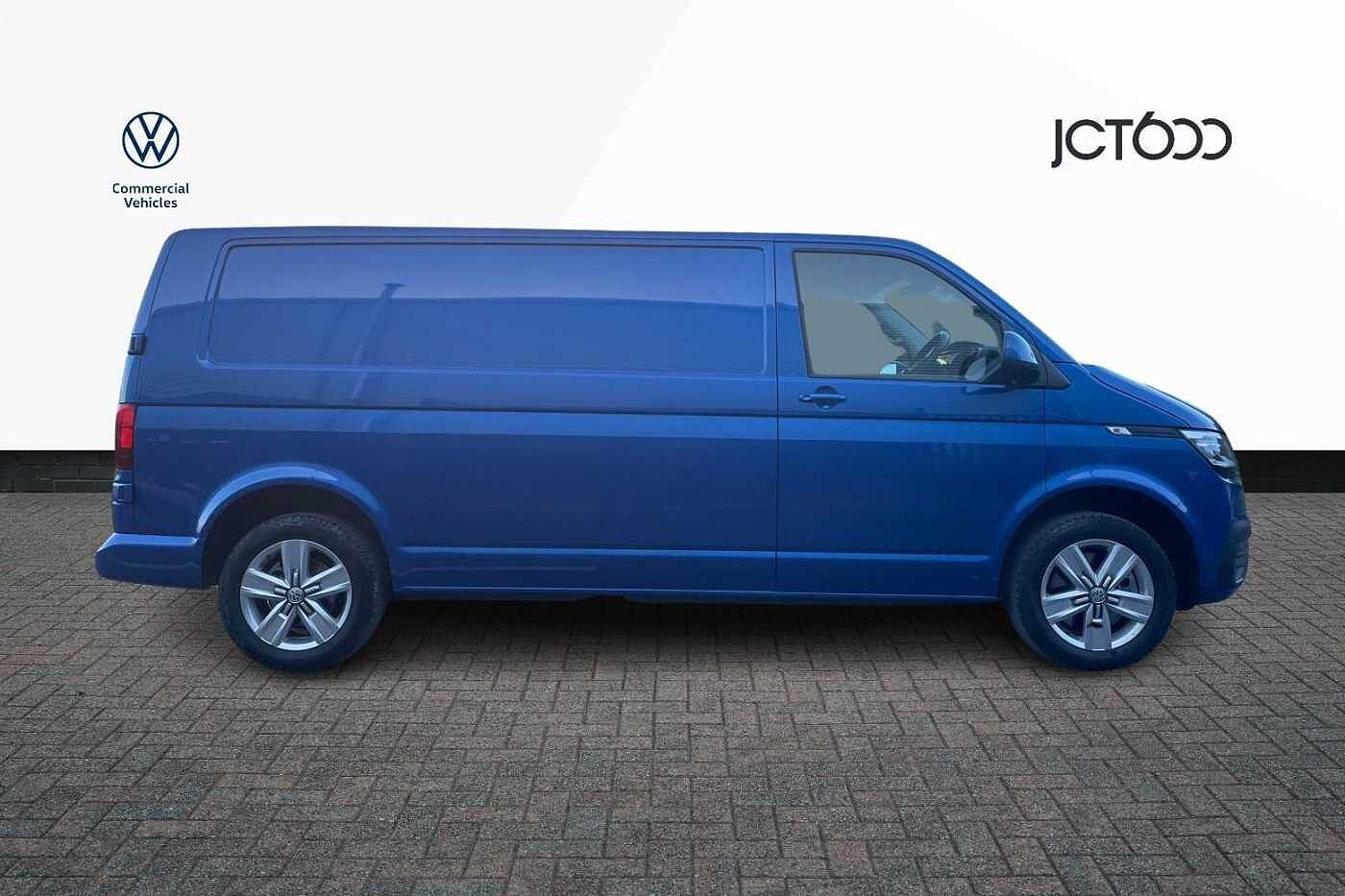Volkswagen Transporter 2.0 TDI T32 Highline Panel Van 5dr Diesel DSG FWD LWB Euro 6 (s/s) (150 ps)