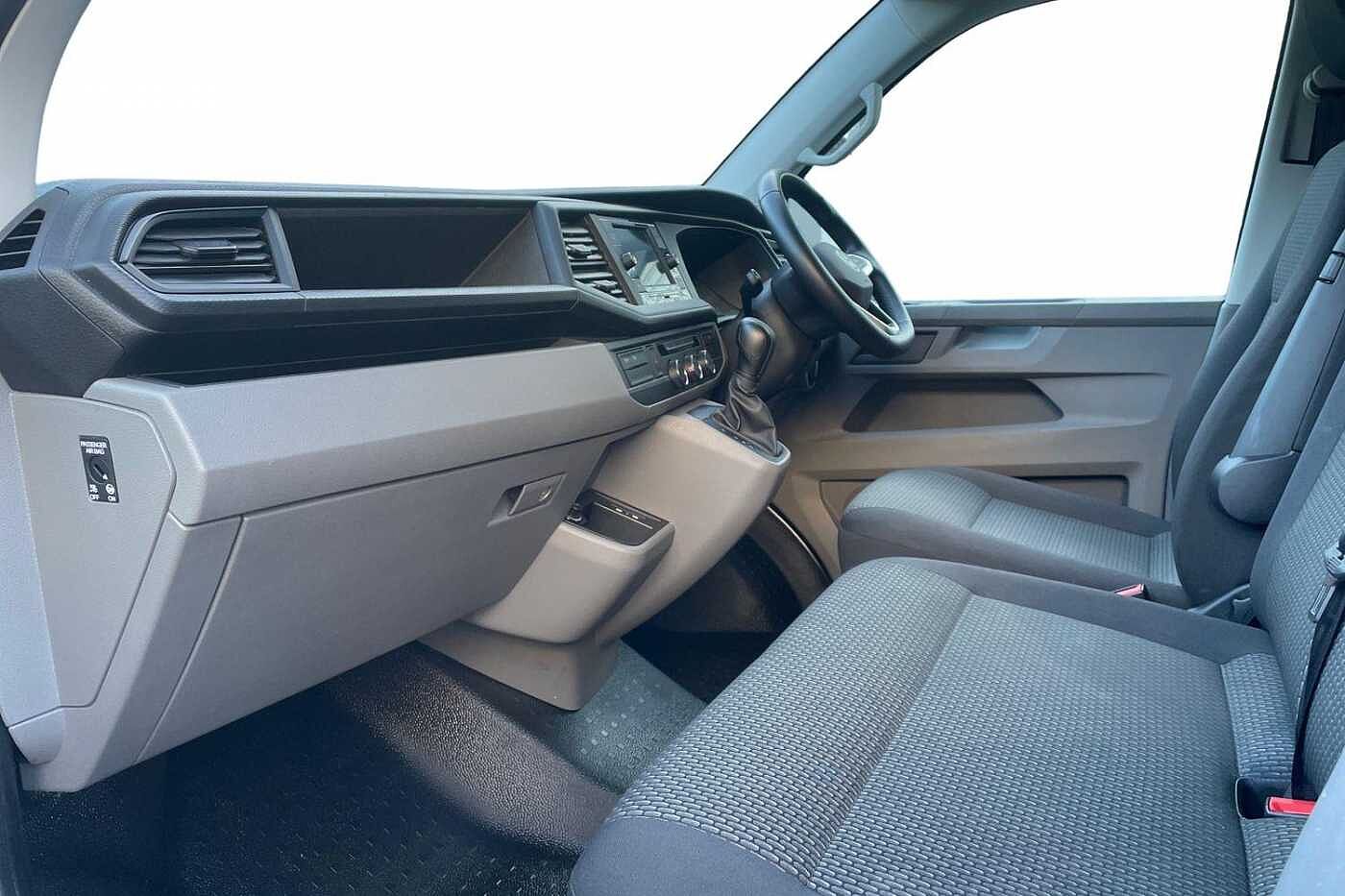 Volkswagen Transporter 2.0 TDI T32 Highline Panel Van 5dr Diesel DSG FWD LWB Euro 6 (s/s) (150 ps)