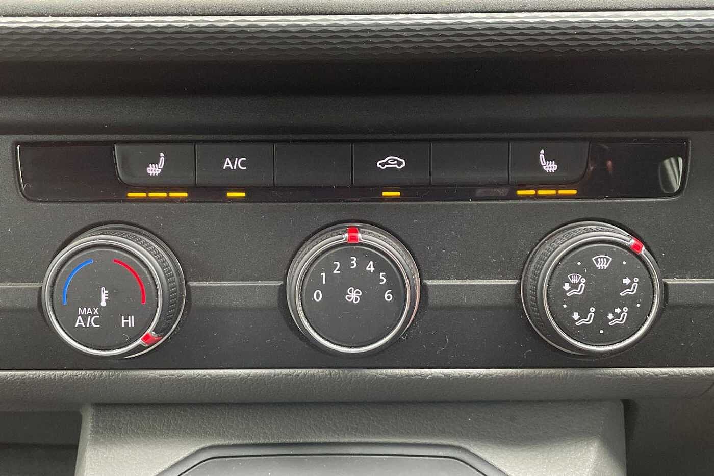 Volkswagen Transporter 2.0 BiTDI T30 Highline Panel Van 5dr Diesel DSG FWD LWB High Roof Euro 6 (s/s) (