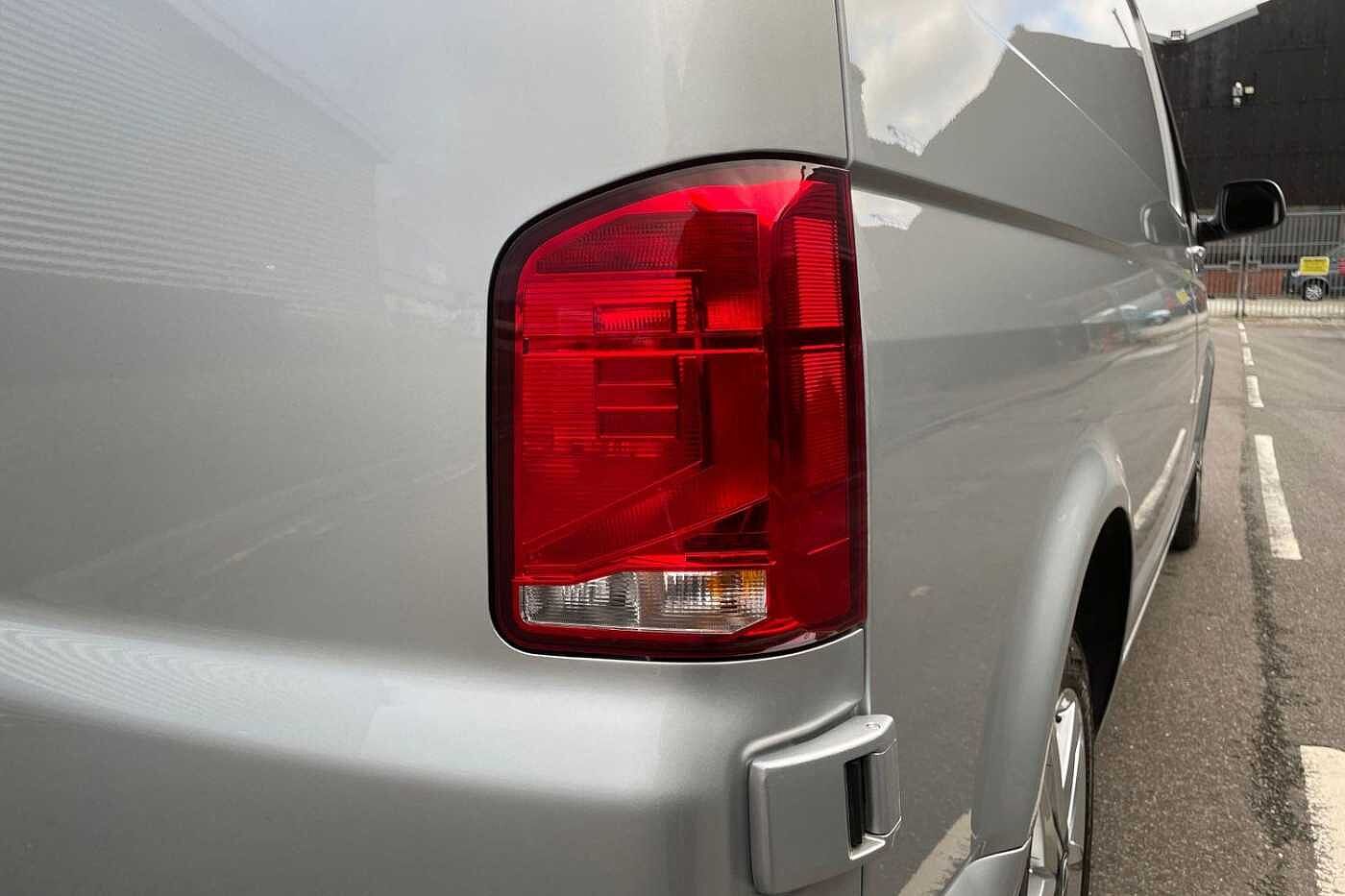 Volkswagen Transporter 2.0 BiTDI T30 Highline Panel Van 5dr Diesel DSG FWD LWB High Roof Euro 6 (s/s) (
