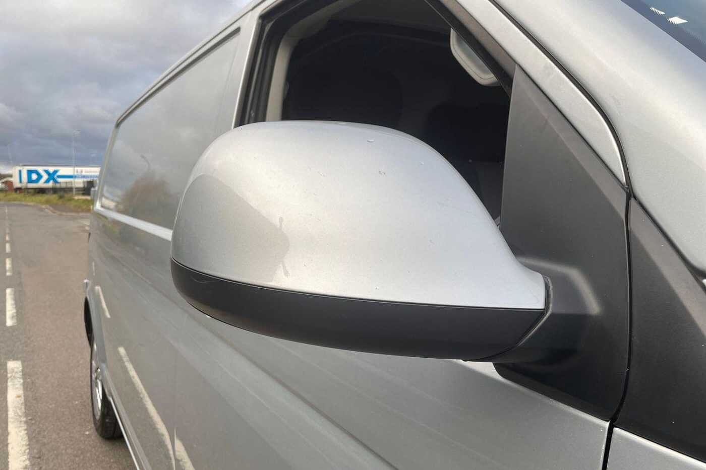 Volkswagen Transporter 2.0 BiTDI T30 Highline Panel Van 5dr Diesel DSG FWD LWB High Roof Euro 6 (s/s) (