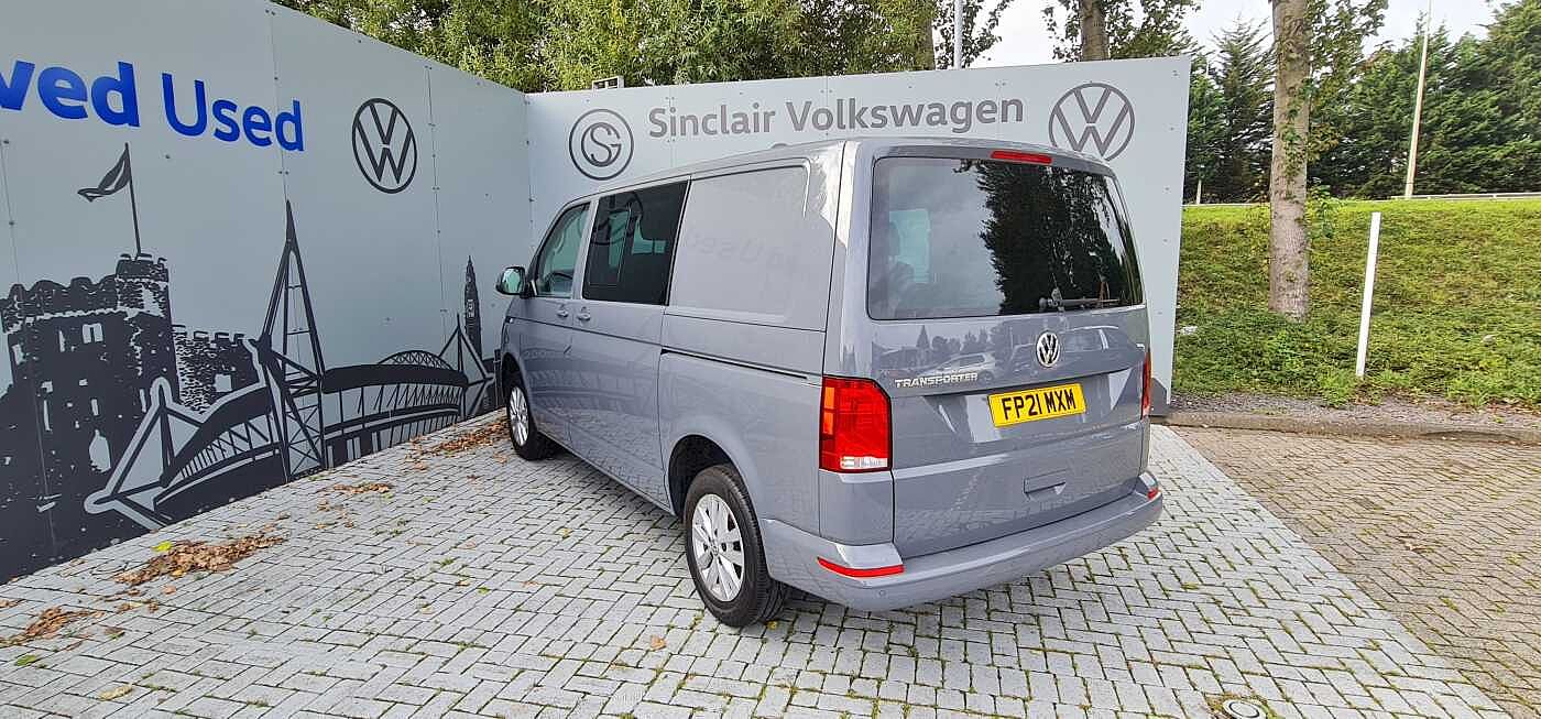Volkswagen Transporter T30 Swb Diesel 2.0 TDI 110 Highline Kombi Van