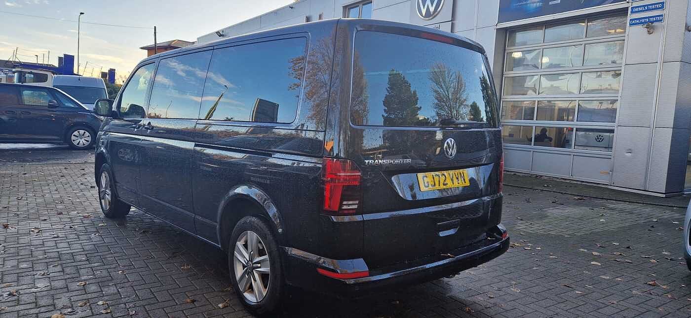 Volkswagen Transporter Shuttle 9 seats T32 SE LWB 2.0TDI 150PS DSG