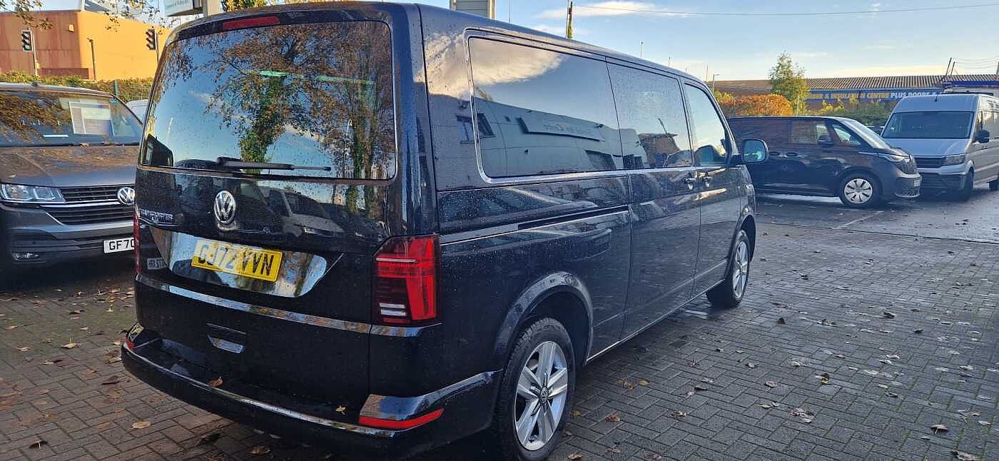 Volkswagen Transporter Shuttle 9 seats T32 SE LWB 2.0TDI 150PS DSG