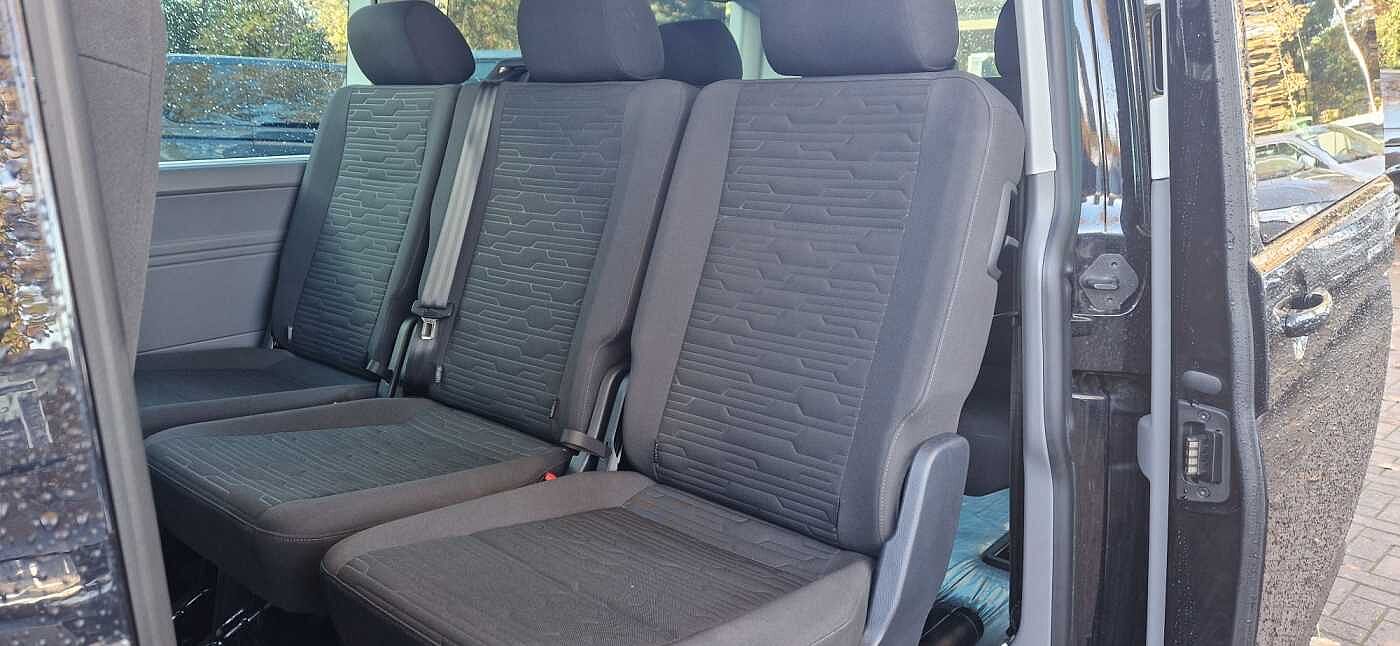 Volkswagen Transporter Shuttle 9 seats T32 SE LWB 2.0TDI 150PS DSG