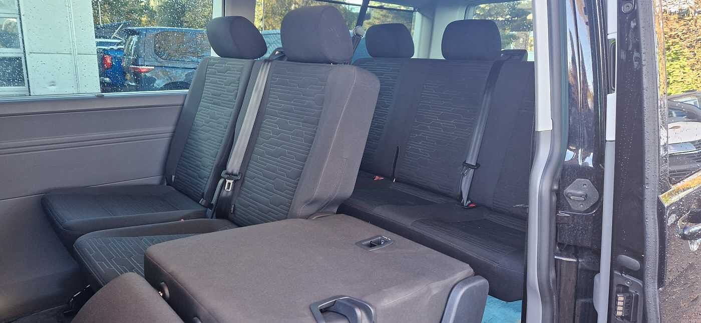 Volkswagen Transporter Shuttle 9 seats T32 SE LWB 2.0TDI 150PS DSG