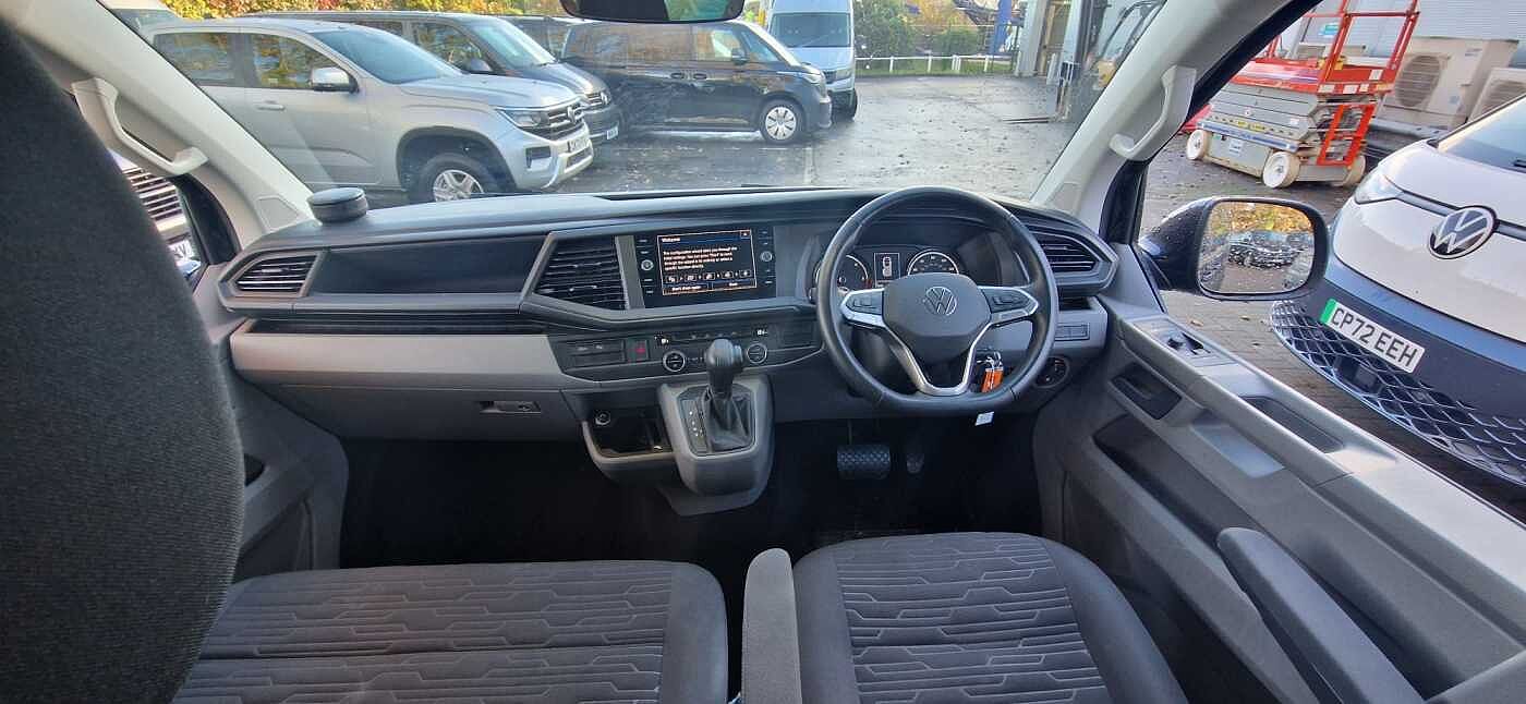 Volkswagen Transporter Shuttle 9 seats T32 SE LWB 2.0TDI 150PS DSG