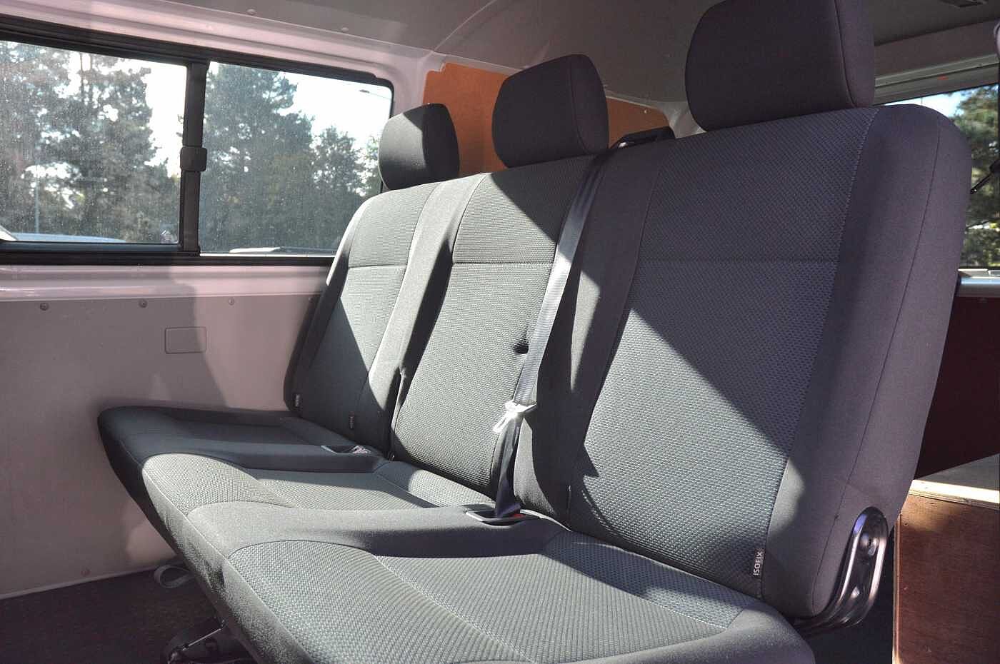 Volkswagen Transporter HIGHLINE Kombi 2.0TDI 102PS EU6 T30 HL BMT SWB
