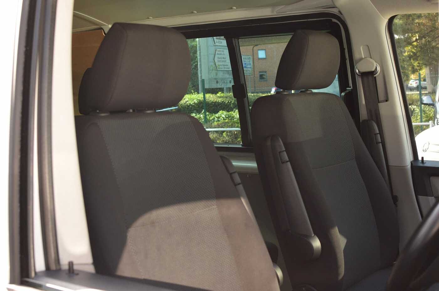Volkswagen Transporter HIGHLINE Kombi 2.0TDI 102PS EU6 T30 HL BMT SWB