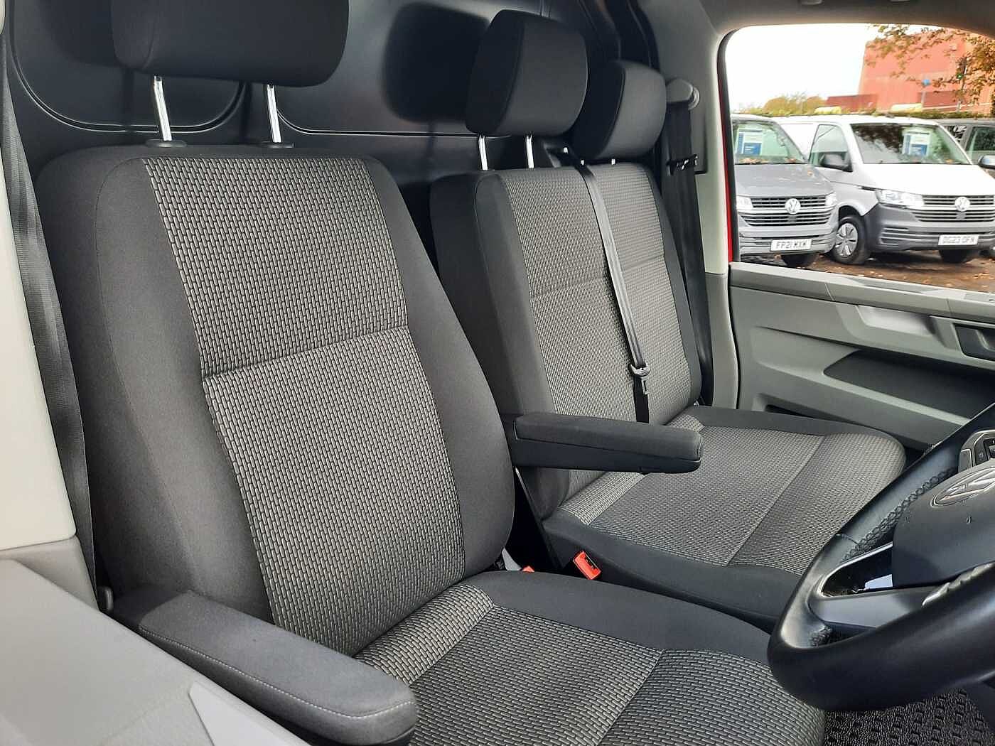Volkswagen Transporter 150p.s 2.0TDI 150ps T28 Highline BMT SWB PV