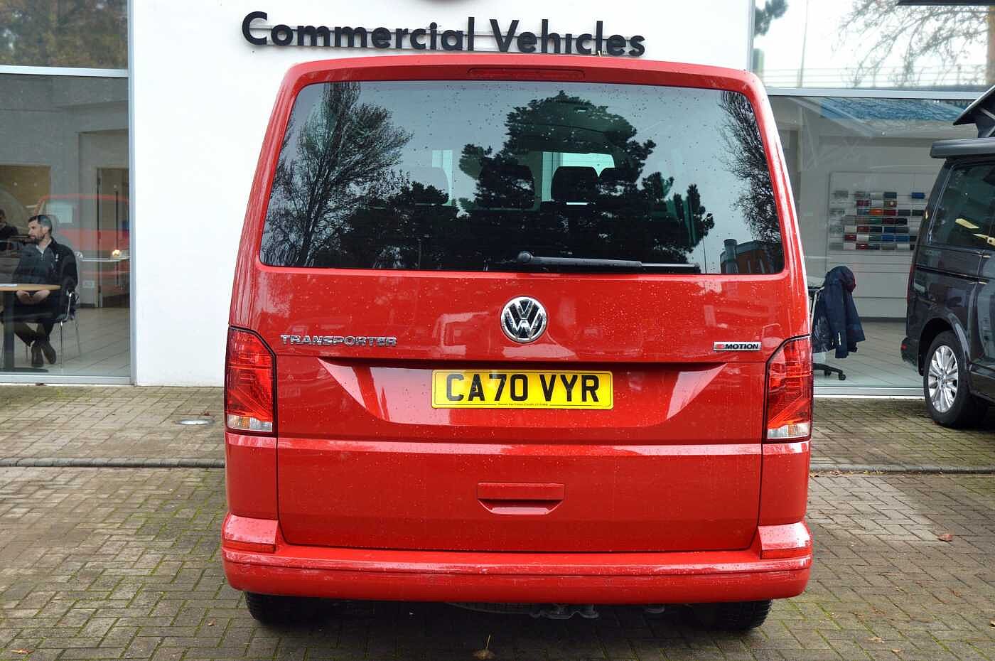 Volkswagen Transporter KOMBI 2.0TDI 150ps T32 Highline KOMBI LWB 4M