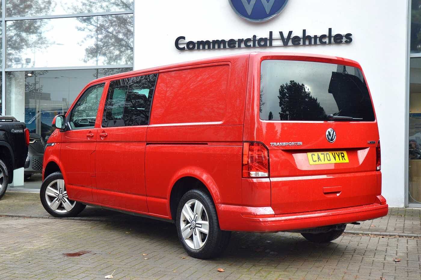 Volkswagen Transporter KOMBI 2.0TDI 150ps T32 Highline KOMBI LWB 4M
