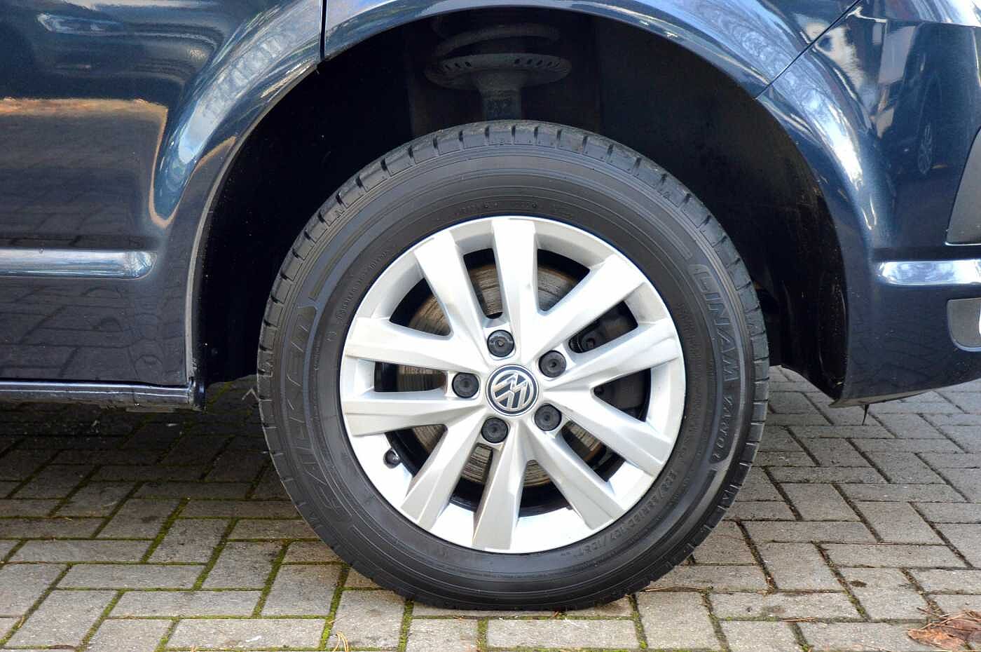 Volkswagen Transporter PV 2.0TDI (150PS)Eu6 T28 Highline SWB