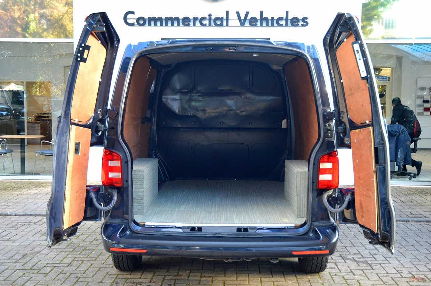Volkswagen Transporter PV 2.0TDI (150PS)Eu6 T28 Highline SWB
