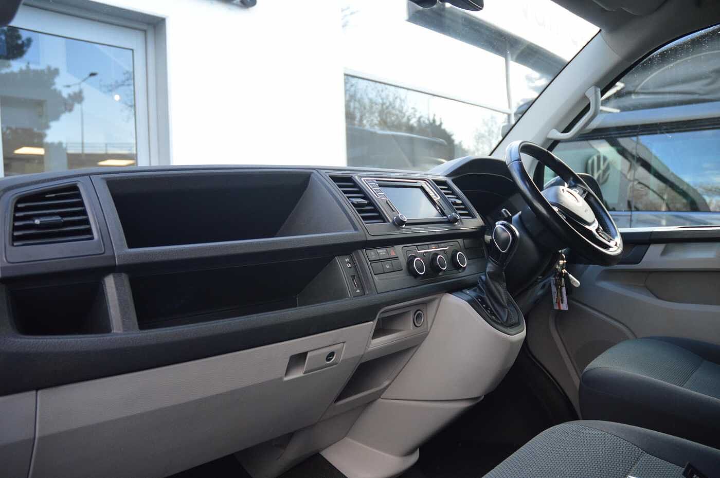 Volkswagen Transporter PV 2.0TDI (150PS)Eu6 T28 Highline SWB