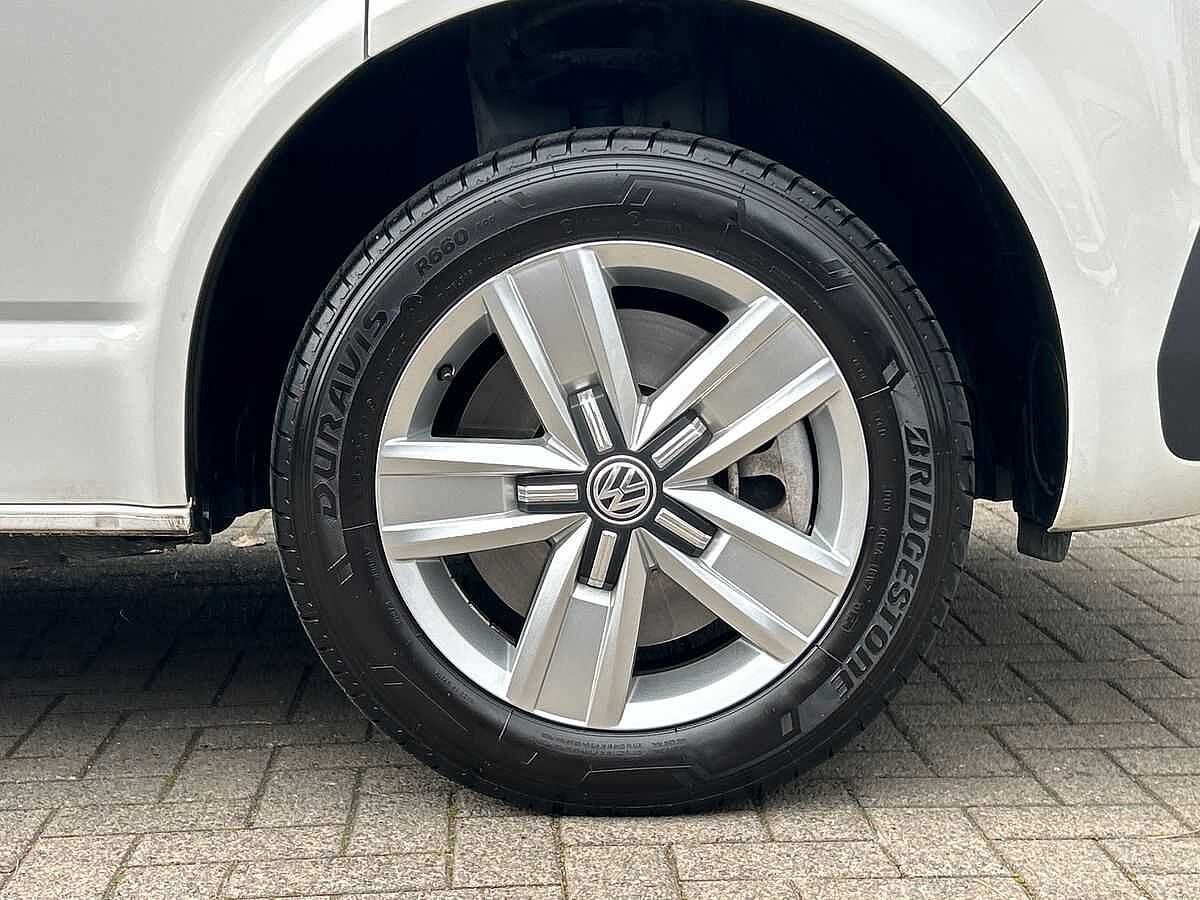 Volkswagen Transporter Kombi