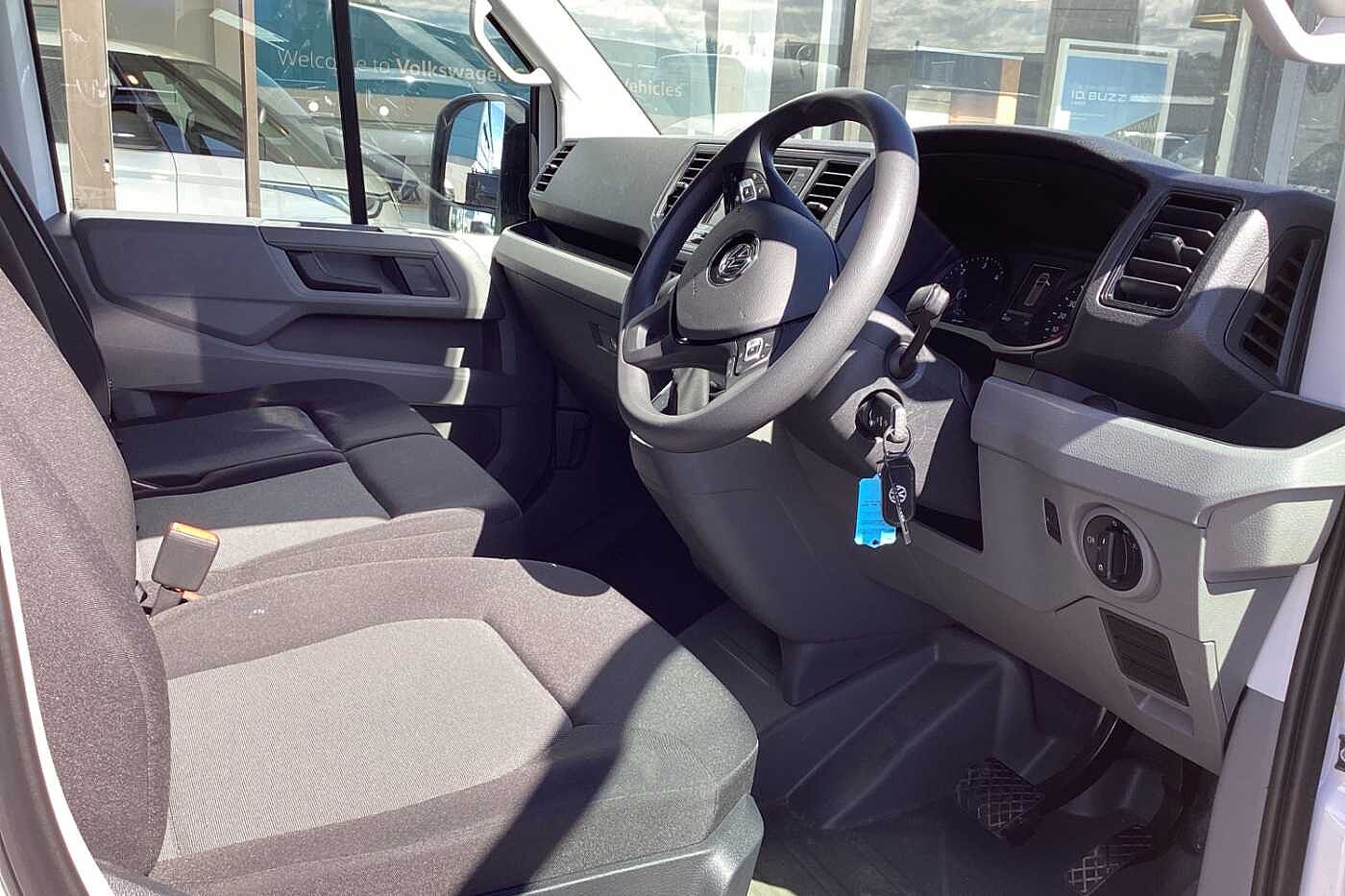 Volkswagen Crafter CR35 Trendline LWB 2.0 TDI 140PS Auto