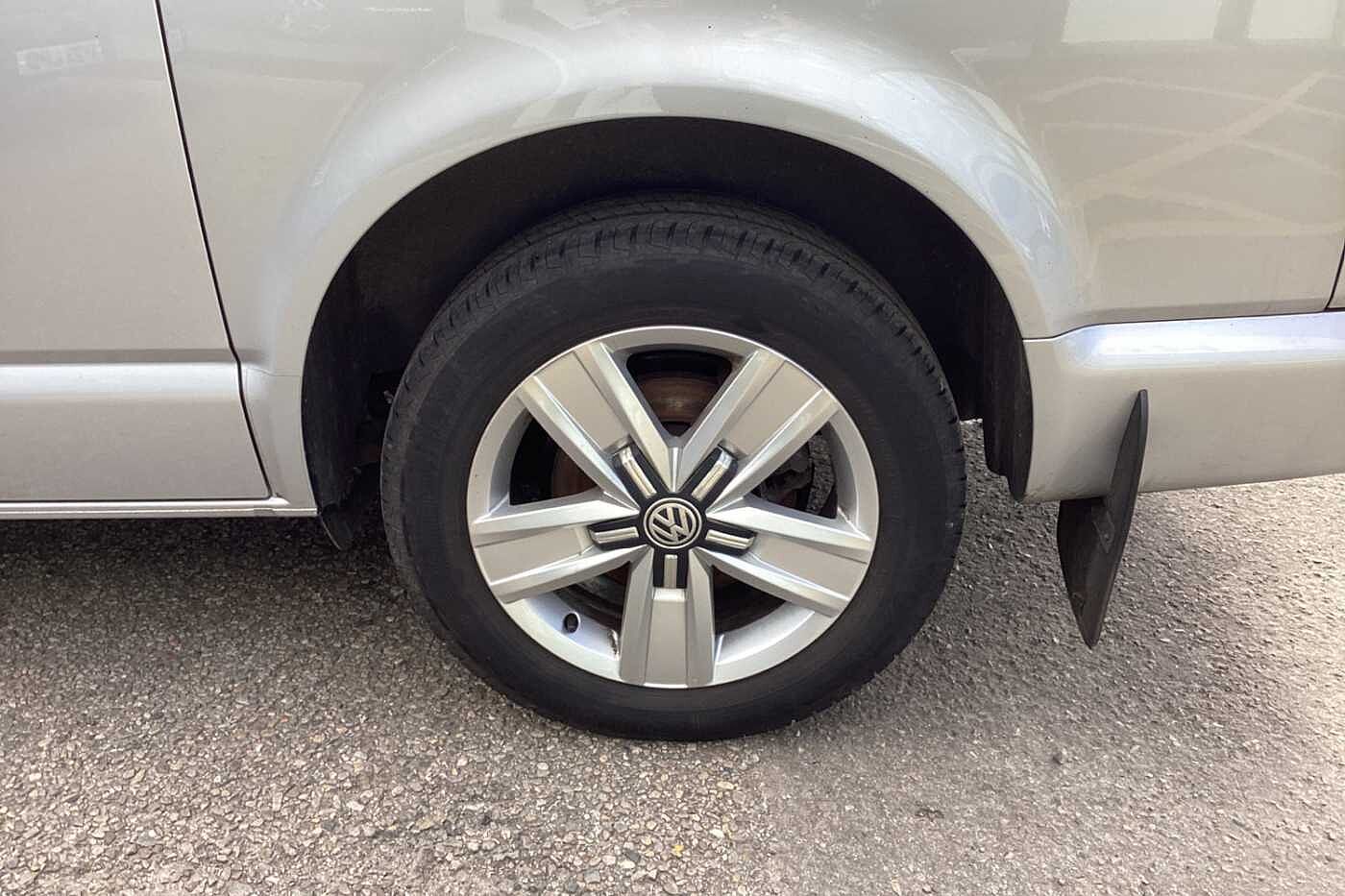 Volkswagen Transporter T32 Highline 2.0 TDI 150PS DSG
