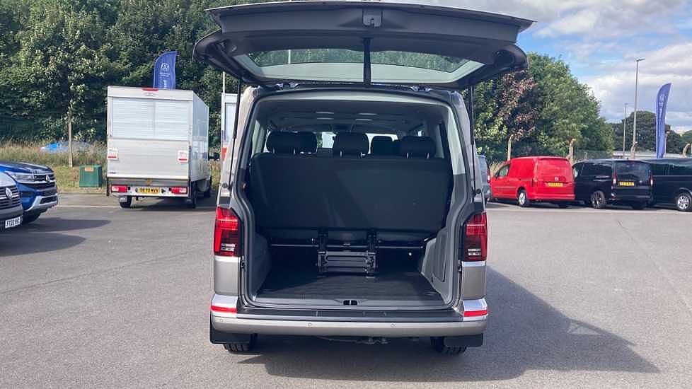 Volkswagen Transporter Shuttle Shuttle T32 2.0 SE TDI SWB 204PS DSG