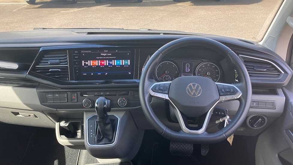 Volkswagen Transporter Shuttle Shuttle T32 2.0 SE TDI SWB 204PS DSG